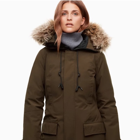 ✌️HOST PICK✌️ Aritzia TNA Bancroft Parka - Picture 1 of 12